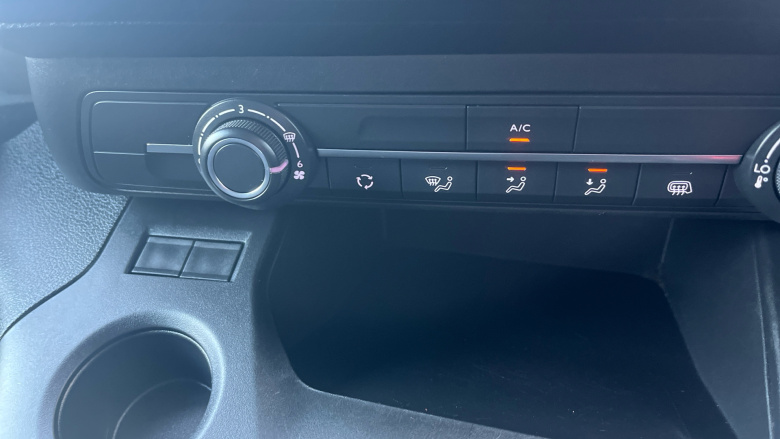 Peugeot Partner Long Diesel 950 1.5 BlueHDi 100 Professional Premium + Van